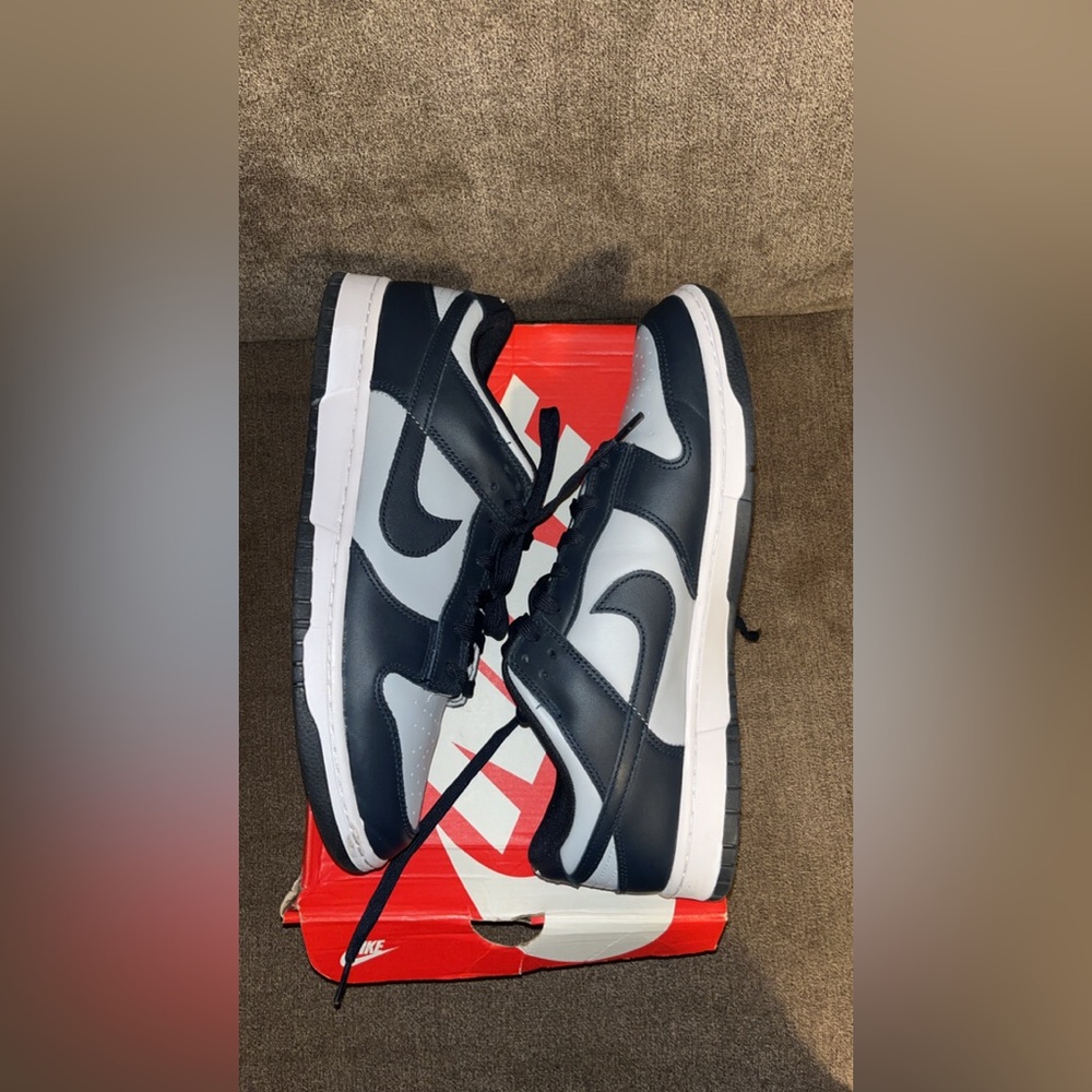 Size 13 - Nike Dunk Low Georgetown - Picture 2 of 6